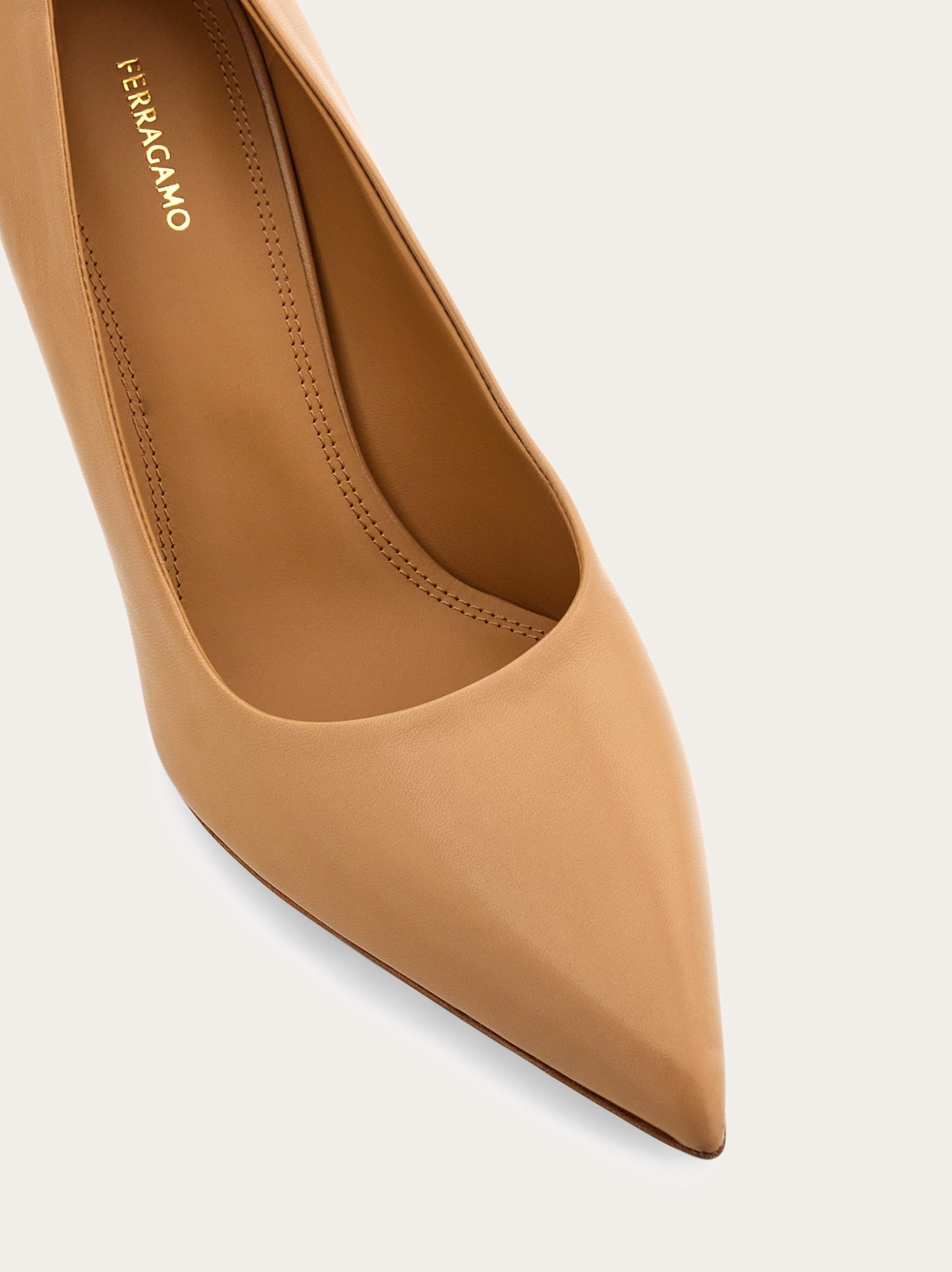 Ferragamo Pump shoe - Image 2